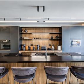 5 bedroom luxury seaside villa with indoor & outdoor pool, near Acharavi, sleeps 10